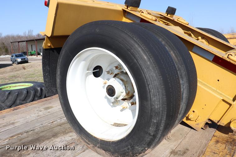 image for item EJ9794 1997 Load King low boy equipment trailer