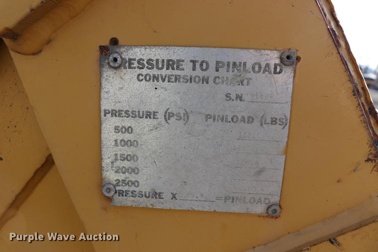 image for item EJ9794 1997 Load King low boy equipment trailer