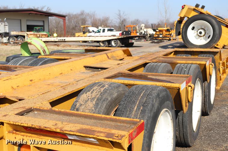 image for item EJ9794 1997 Load King low boy equipment trailer