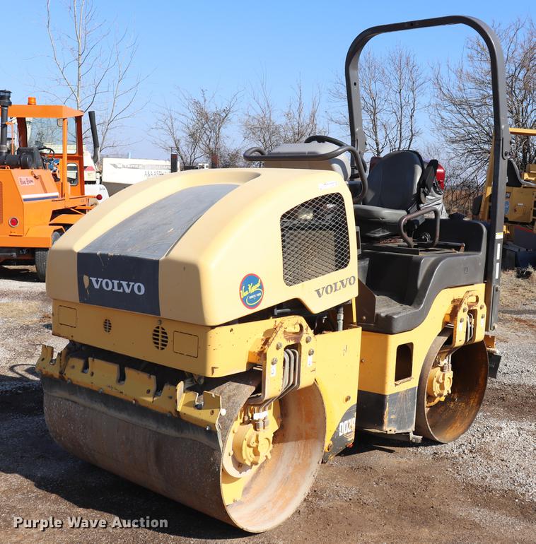 image for item EJ9795 Volvo DD29 double drum vibratory roller