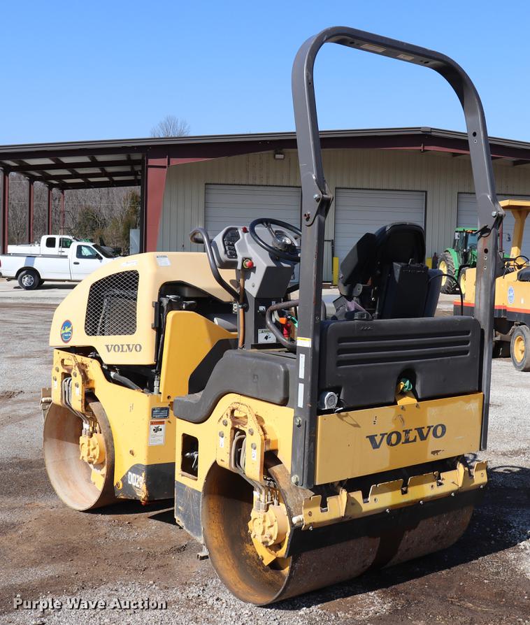 image for item EJ9795 Volvo DD29 double drum vibratory roller