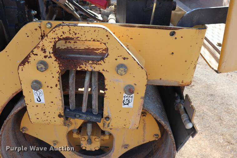 image for item EJ9795 Volvo DD29 double drum vibratory roller