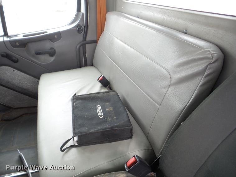 image for item K6289 2008 Freightliner M2 bucket truck