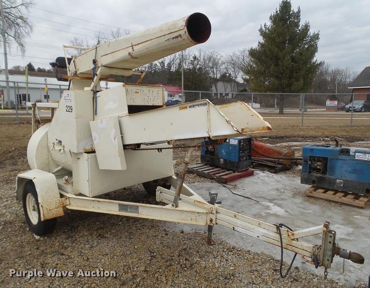 image for item L5660 Finn Corporation B250 straw blower