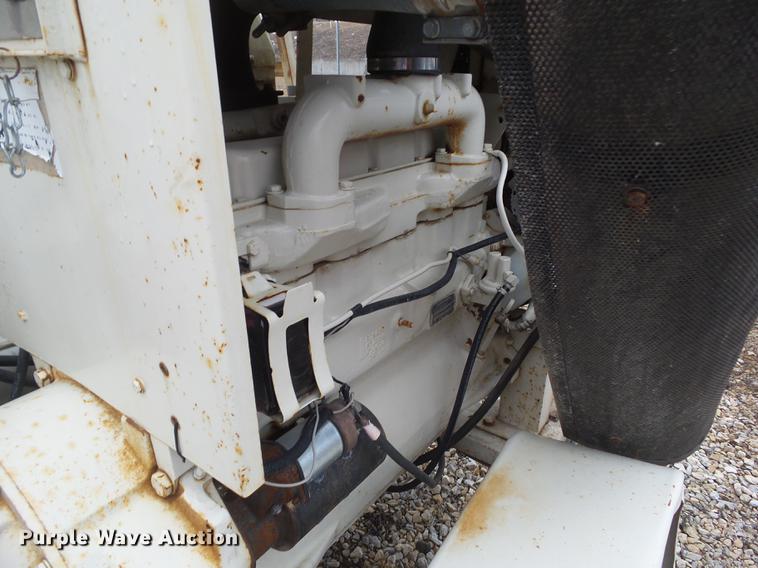 image for item L5660 Finn Corporation B250 straw blower