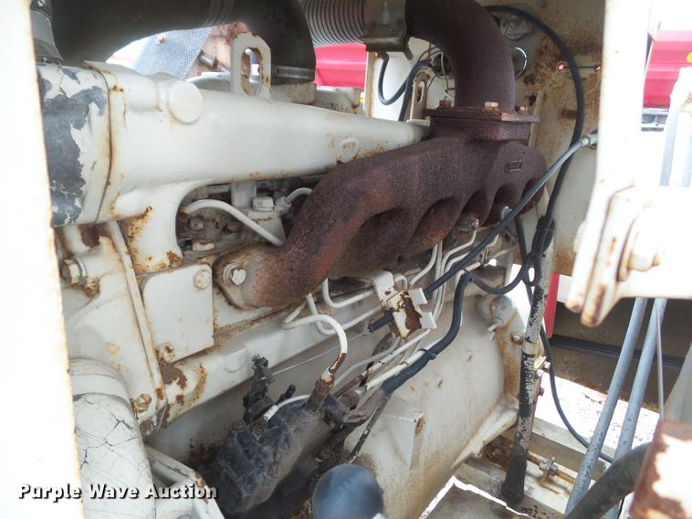 image for item L5660 Finn Corporation B250 straw blower