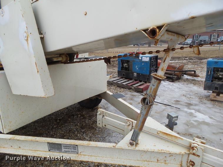 image for item L5660 Finn Corporation B250 straw blower