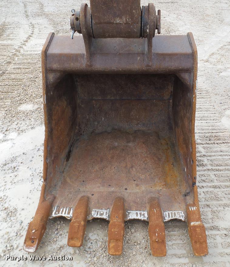 image for item L5665 1993 Case 9030 excavator