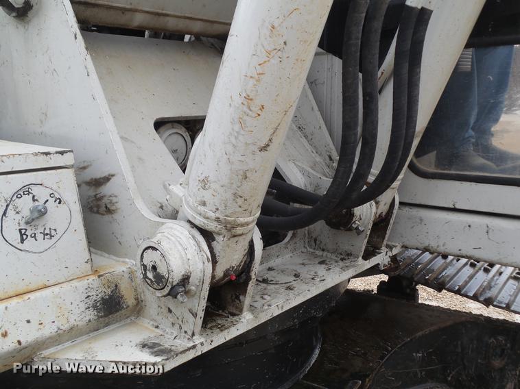 image for item L5665 1993 Case 9030 excavator