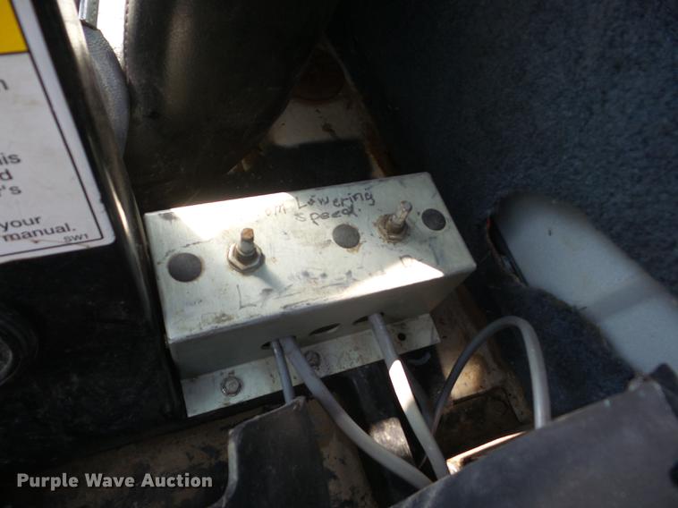 image for item AY9578 1992 Ford F350 applicator truck