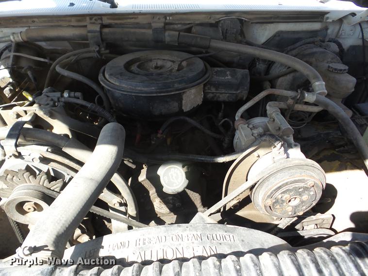 image for item AY9578 1992 Ford F350 applicator truck