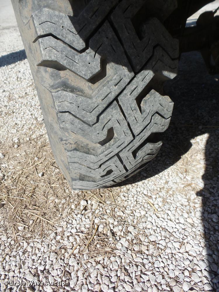 image for item AY9578 1992 Ford F350 applicator truck