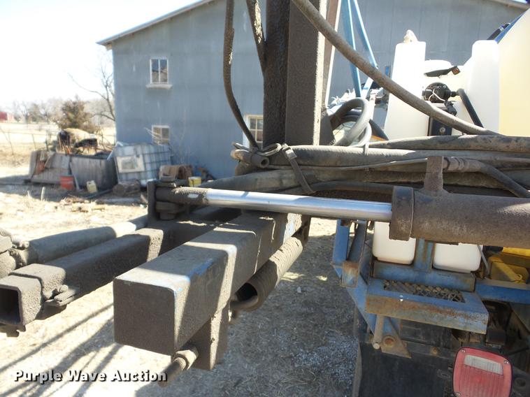 image for item AY9578 1992 Ford F350 applicator truck