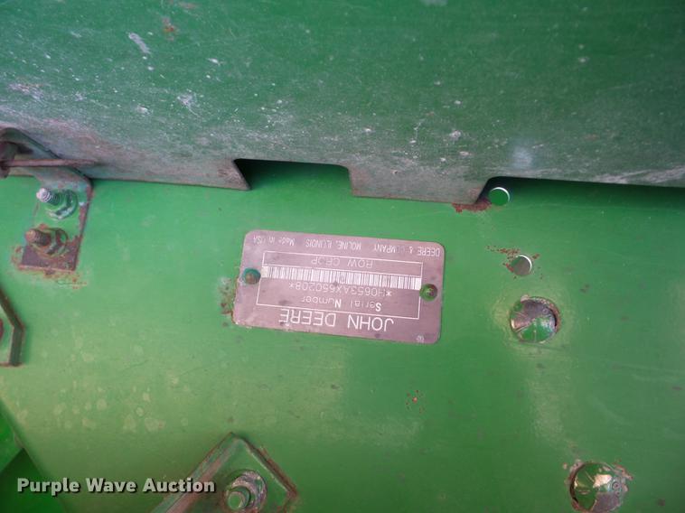 image for item AY9579 John Deere 653A row crop head