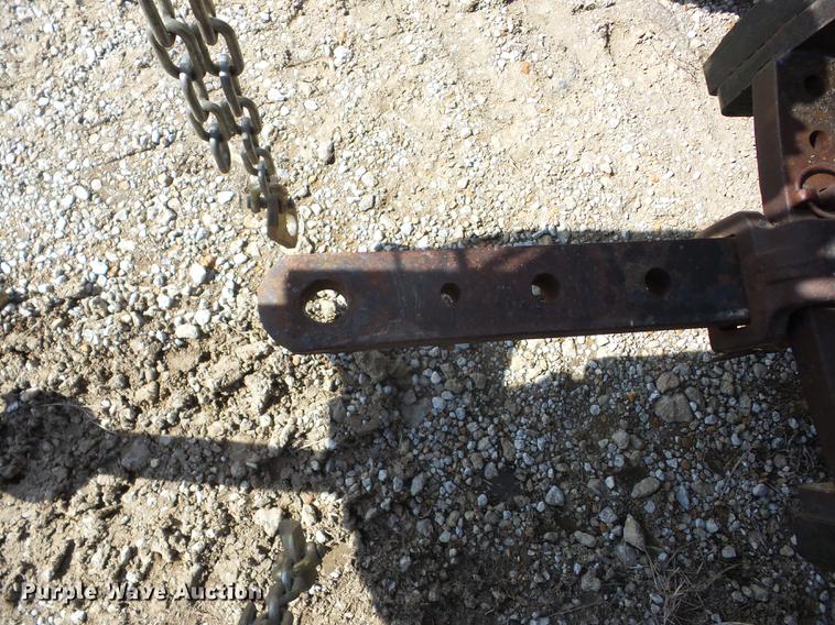 image for item AY9587 1983 Allis Chalmers 8010 tractor