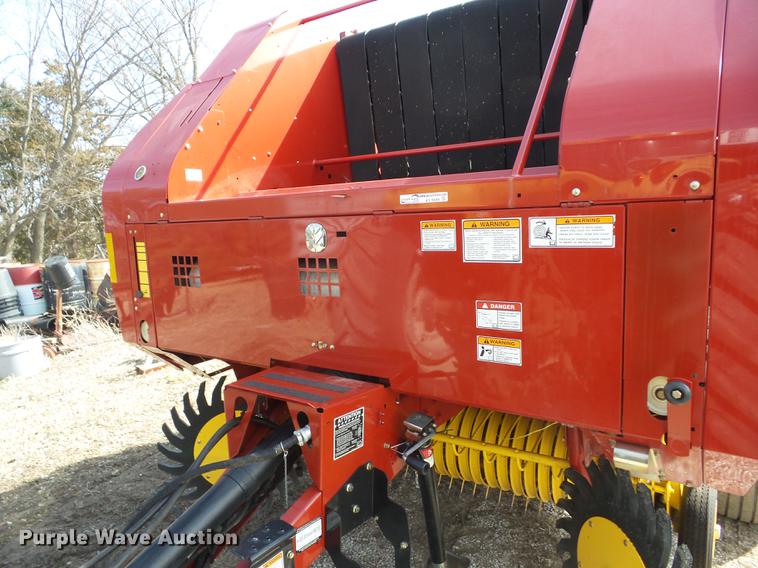image for item AY9589 2008 New Holland BR7090 round baler