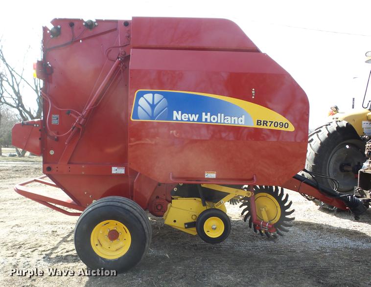 image for item AY9589 2008 New Holland BR7090 round baler