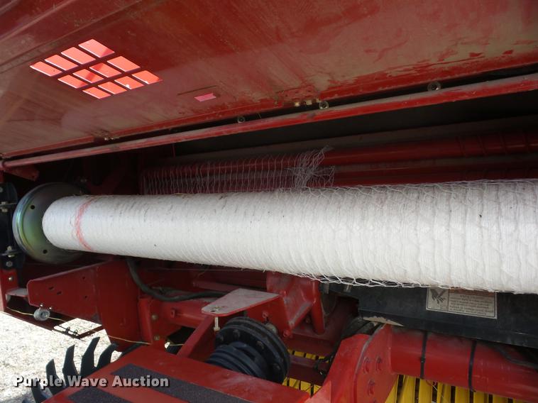 image for item AY9589 2008 New Holland BR7090 round baler