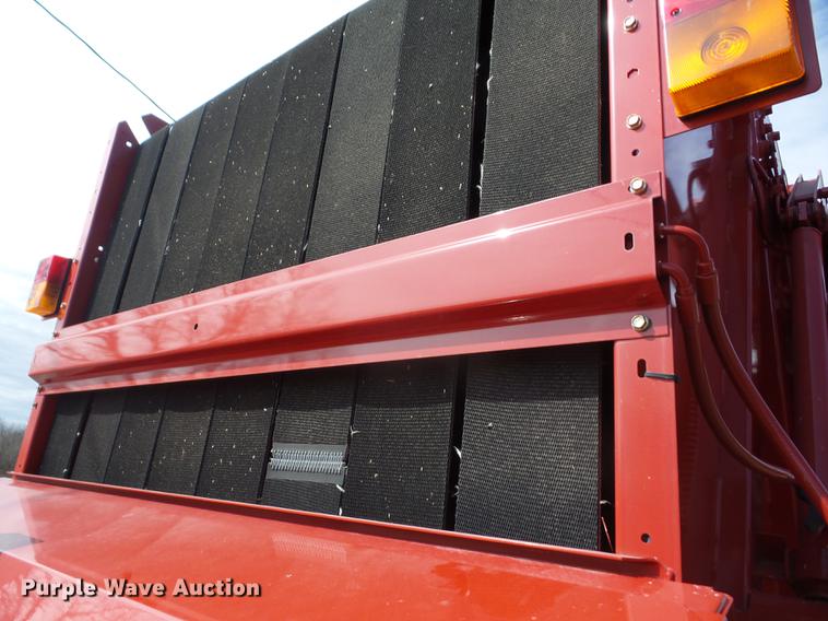 image for item AY9589 2008 New Holland BR7090 round baler