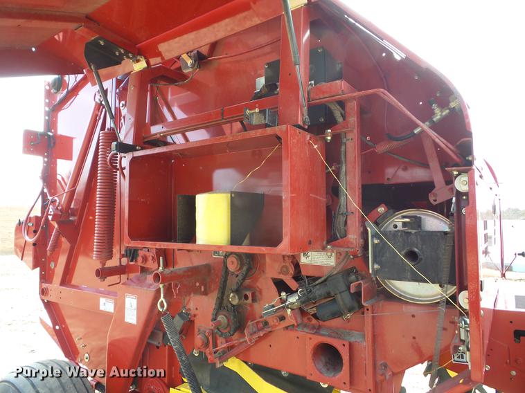 image for item AY9589 2008 New Holland BR7090 round baler