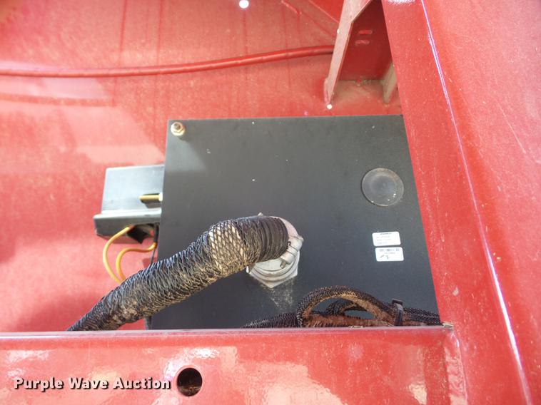 image for item AY9589 2008 New Holland BR7090 round baler