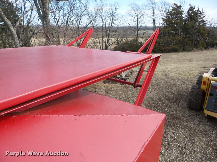 image for item AY9590 Harrison feed bin