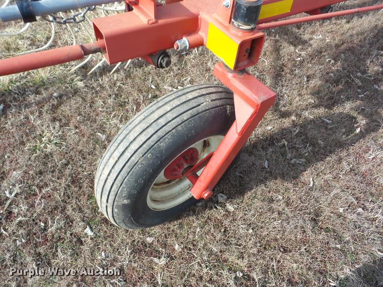 image for item AY9592 H&S BF12HC high capacity hay rake