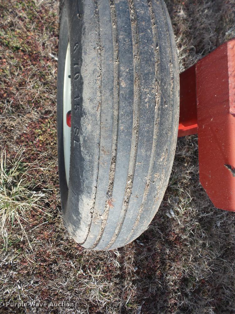 image for item AY9592 H&S BF12HC high capacity hay rake