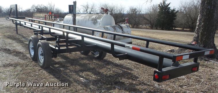 image for item AY9593 2007 Ez-Haul G36 hay bale trailer