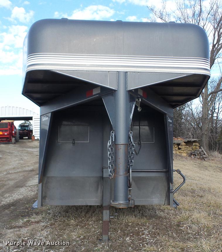 image for item AY9598 2001 Pro Stock Cattleman livestock trailer