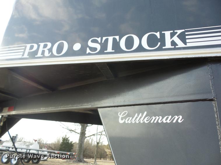 image for item AY9598 2001 Pro Stock Cattleman livestock trailer