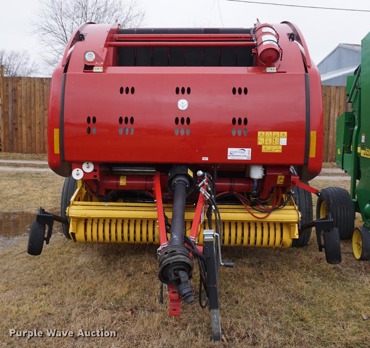 image for item DB0465 2014 New Holland Rollbelt 560 specialty crop round baler