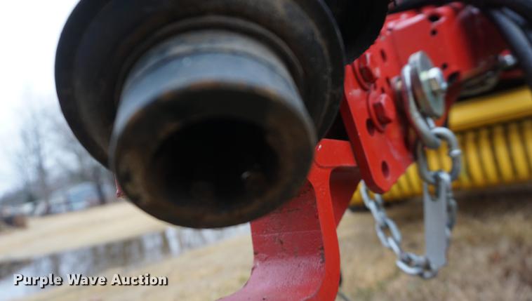 image for item DB0465 2014 New Holland Rollbelt 560 specialty crop round baler