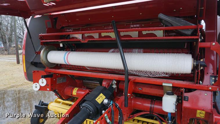 image for item DB0465 2014 New Holland Rollbelt 560 specialty crop round baler