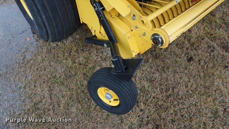 image for item DB0465 2014 New Holland Rollbelt 560 specialty crop round baler