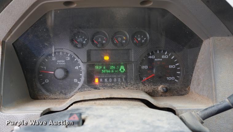 image for item DB0468 2010 Ford F550 bale bed truck