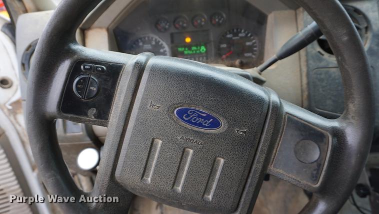 image for item DB0468 2010 Ford F550 bale bed truck