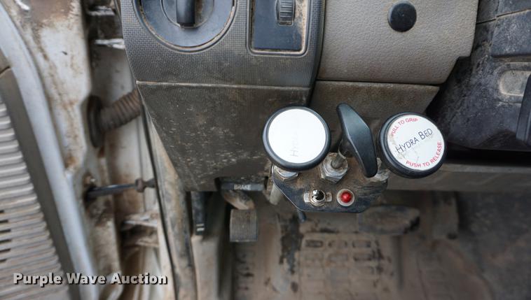 image for item DB0468 2010 Ford F550 bale bed truck