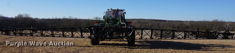 image for item DB0490 2012 John Deere 4940 self-propelled sprayer