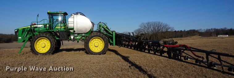 image for item DB0490 2012 John Deere 4940 self-propelled sprayer
