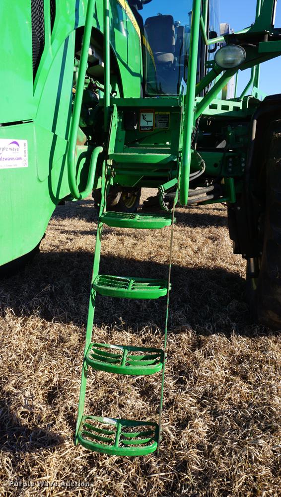 image for item DB0490 2012 John Deere 4940 self-propelled sprayer