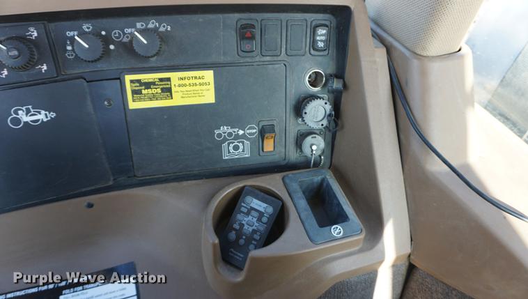 image for item DB0490 2012 John Deere 4940 self-propelled sprayer