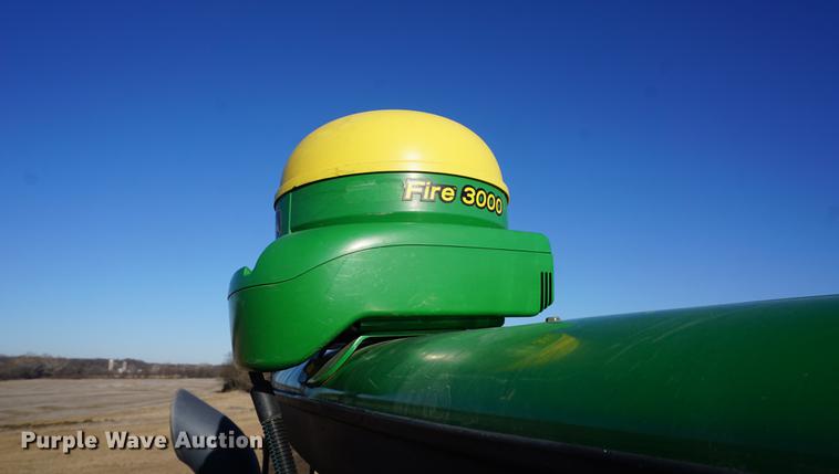 image for item DB0490 2012 John Deere 4940 self-propelled sprayer