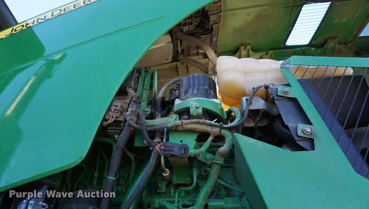 image for item DB0490 2012 John Deere 4940 self-propelled sprayer