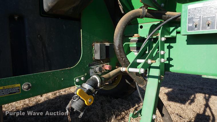 image for item DB0490 2012 John Deere 4940 self-propelled sprayer
