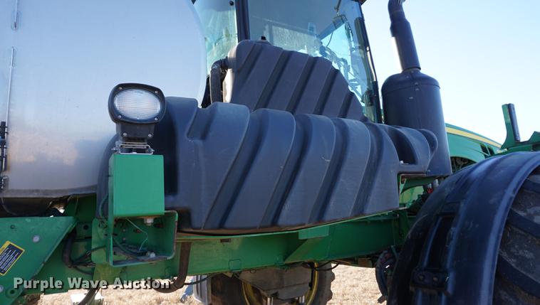 image for item DB0490 2012 John Deere 4940 self-propelled sprayer