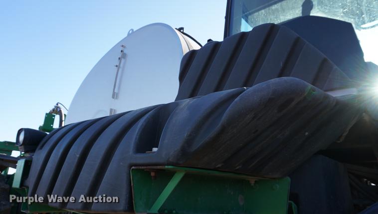 image for item DB0490 2012 John Deere 4940 self-propelled sprayer