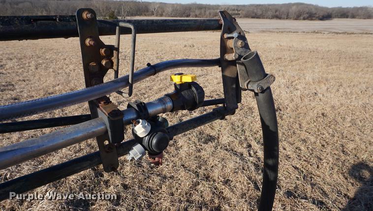 image for item DB0490 2012 John Deere 4940 self-propelled sprayer