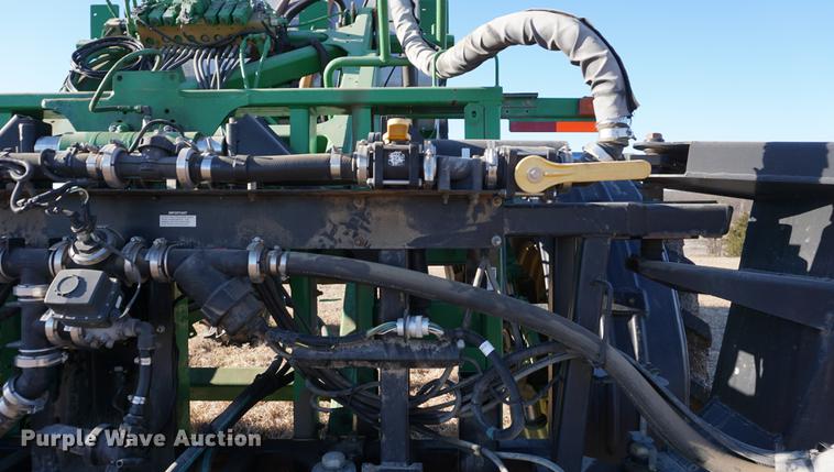 image for item DB0490 2012 John Deere 4940 self-propelled sprayer