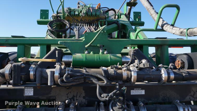 image for item DB0490 2012 John Deere 4940 self-propelled sprayer